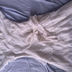 Elegant White Bedding Set